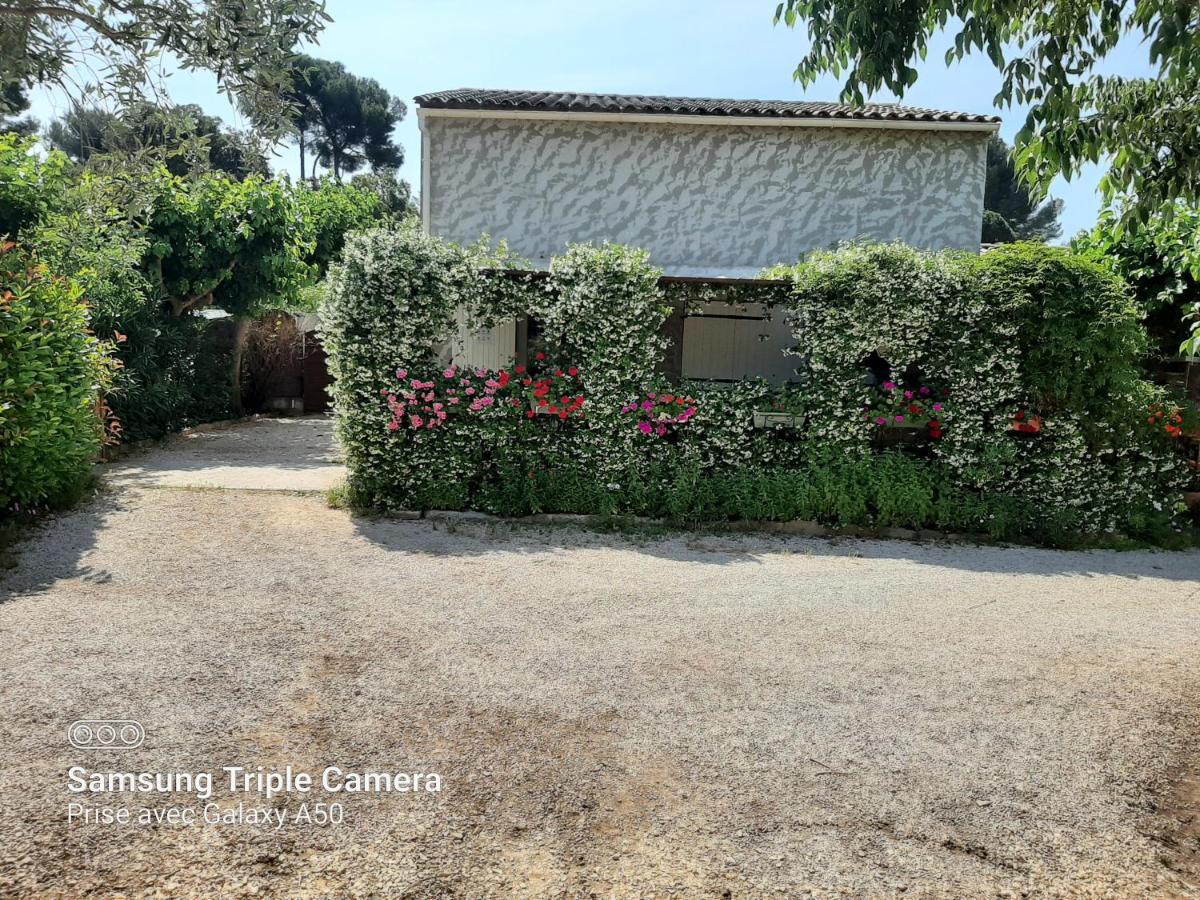 Les Lauriers Villa Le Castellet  Bagian luar foto